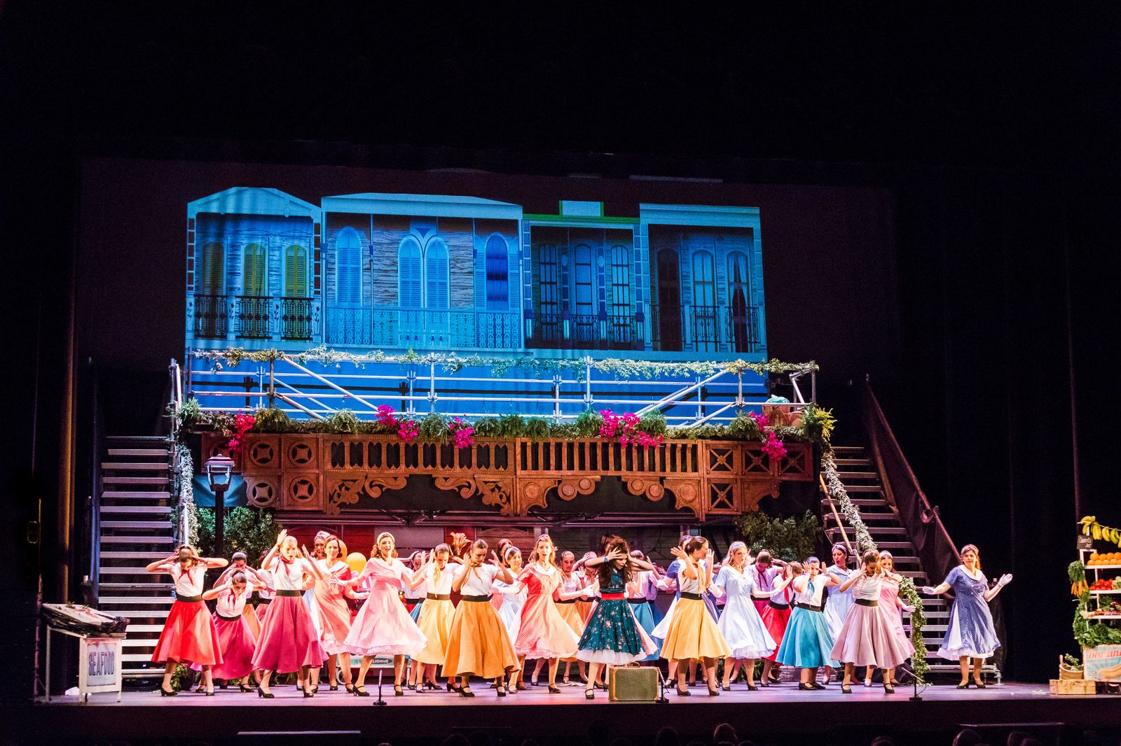 Imágenes del espectáculo Let's jazz, de la Escuela de Danza Fredes Insa, en el Teatro Villamarta