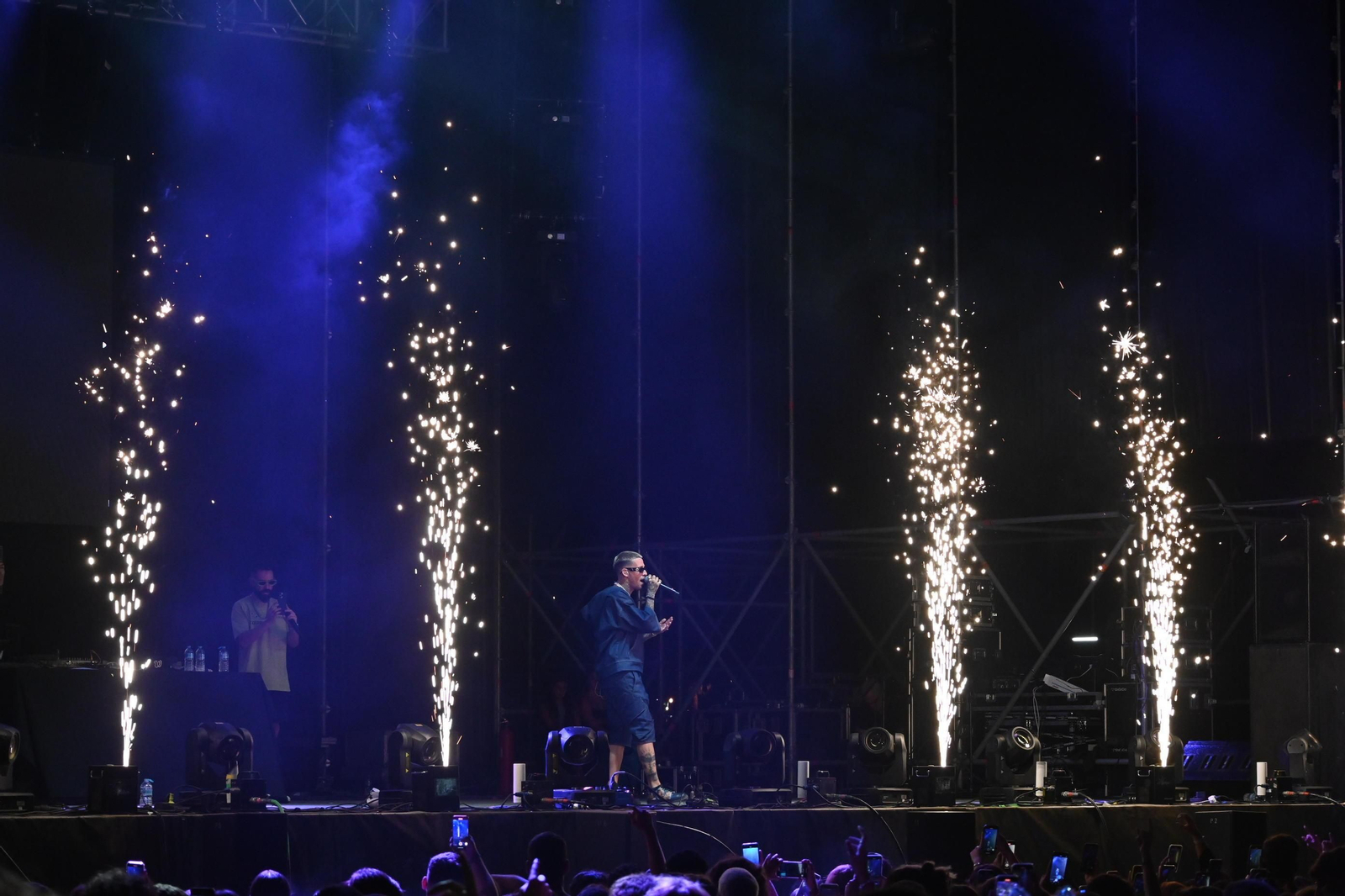 Las imágenes del concierto de Maikel Delacalle en las Fiestas Colombinas de Huelva