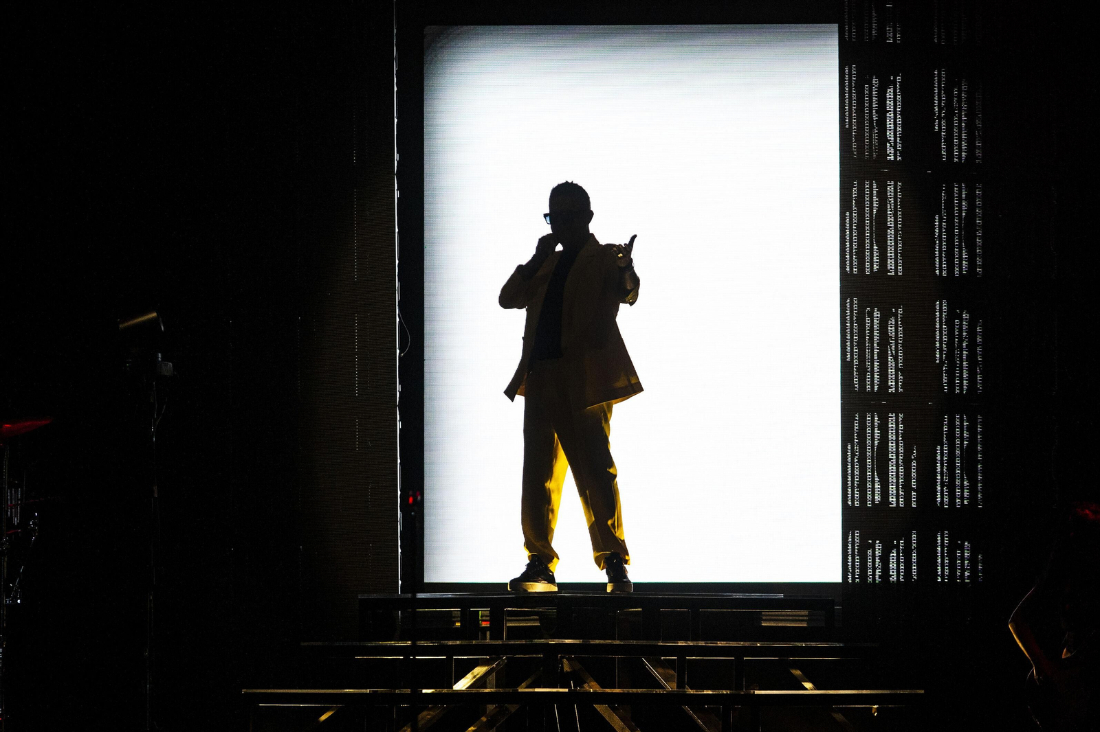 Búscate entre nuestras imágenes del concierto de Alejandro Sanz en Cádiz
