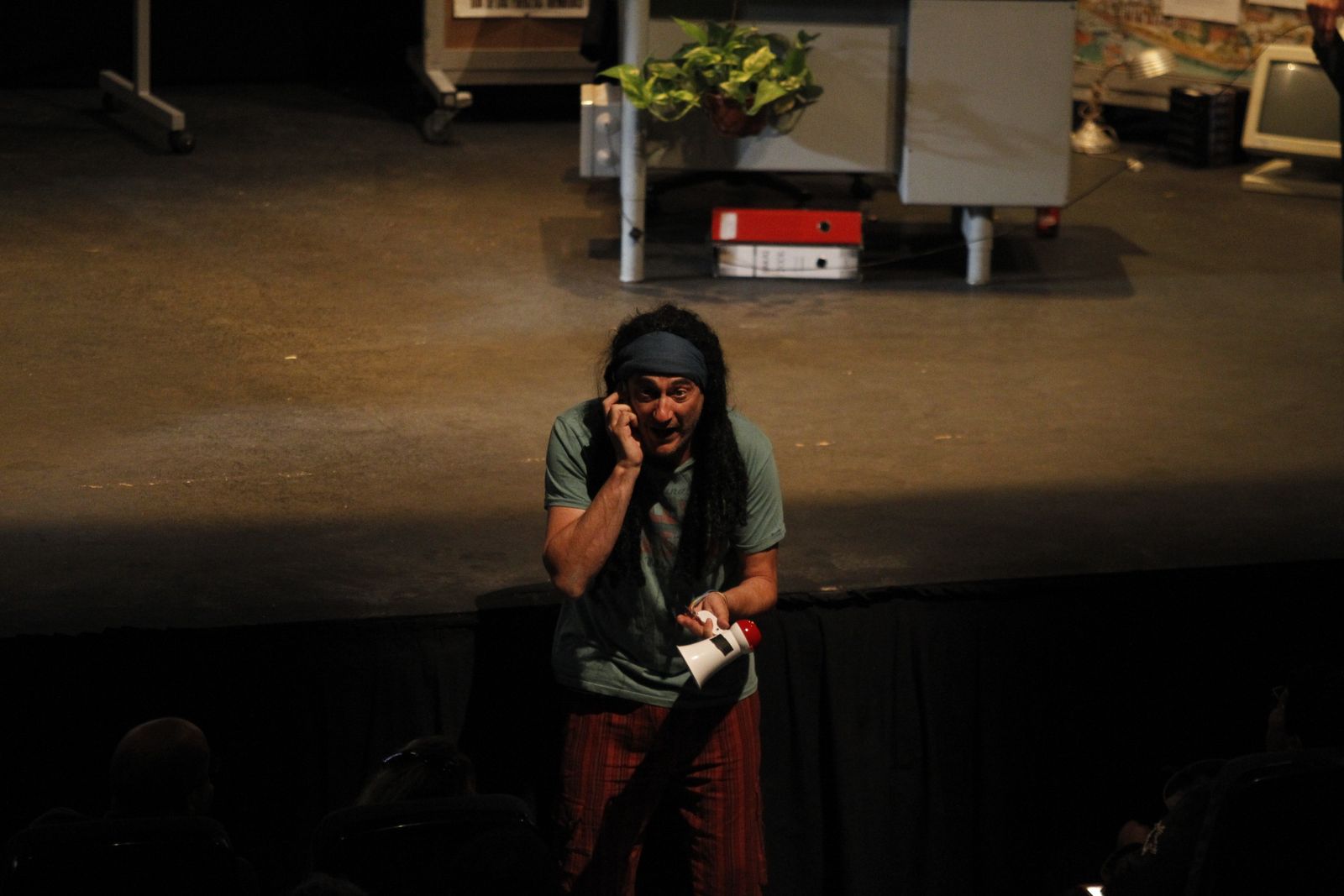 Fotogalería Festival de Teatro de El Ejido. Obra "El Asesino de la Regañá". Teatro Municipal de El Ejido
