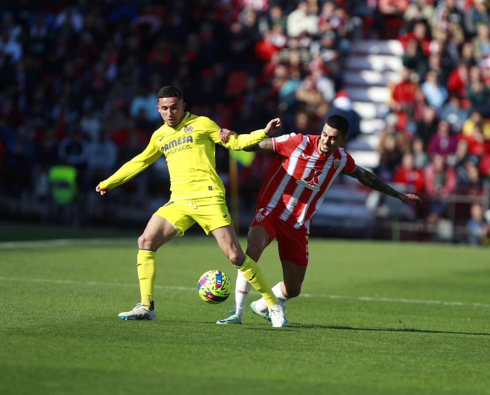 Imágenes de la derrota de la U.D. Almería ante el Villarreal por 0 a 2