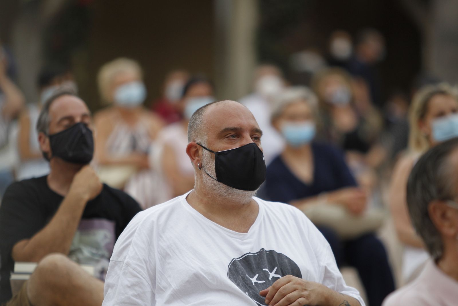 Fotogalería El Diario de los Libros, con el escritor Javier Sierra.