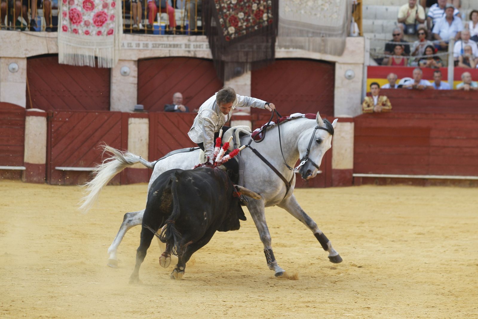 Fotogalería corrida de rejones. Feria de Almería 2019
