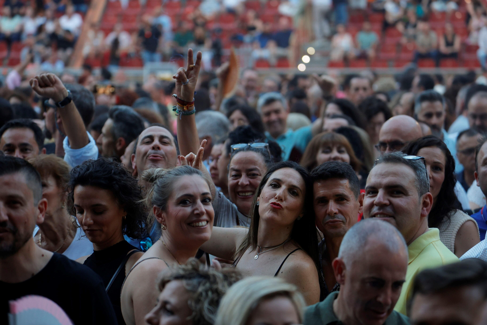 Las mejores imágenes del concierto de Manolo García en Córdoba