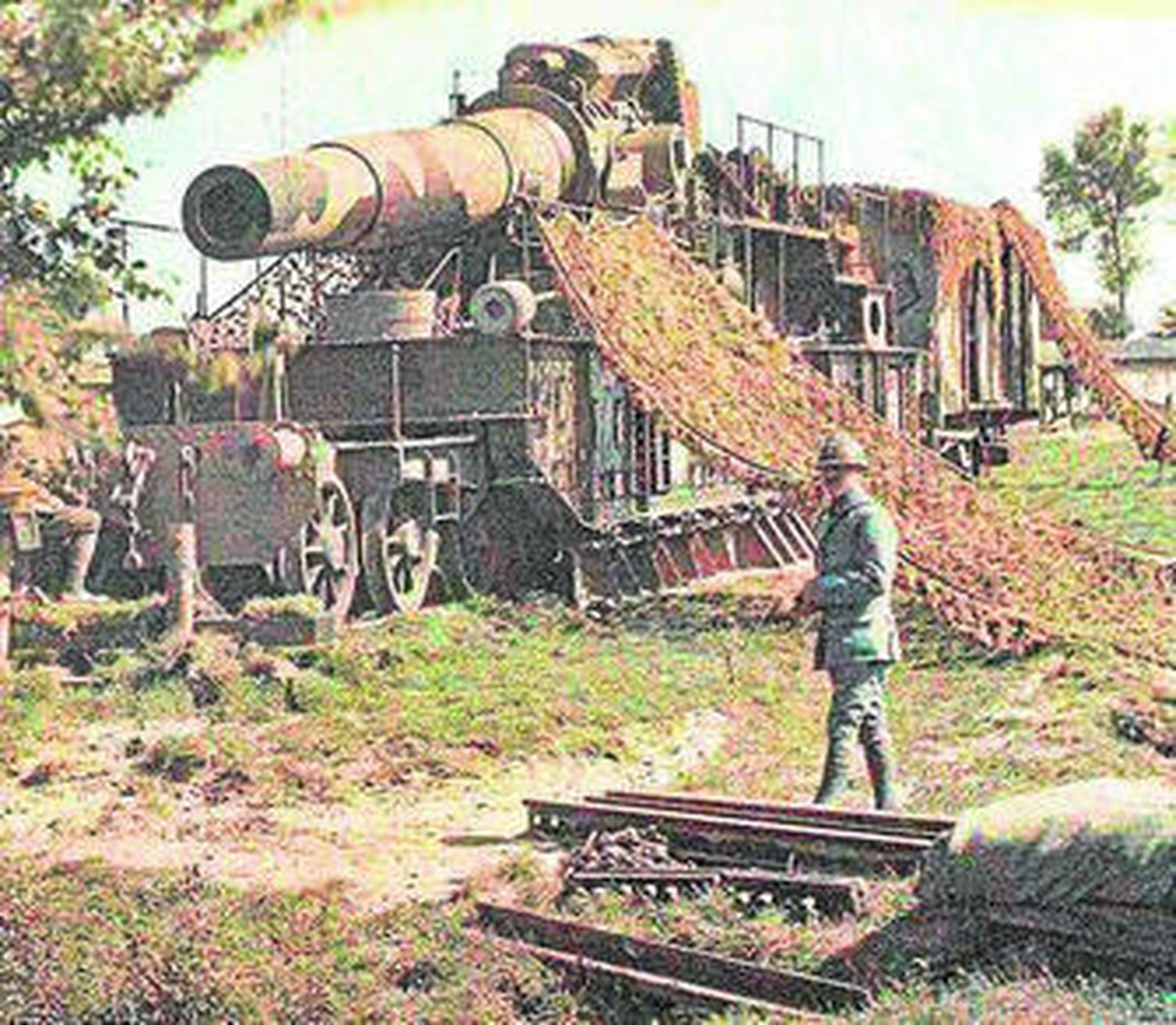 Uno de los cañones gigantes que los franceses condujeron a las trincheras.