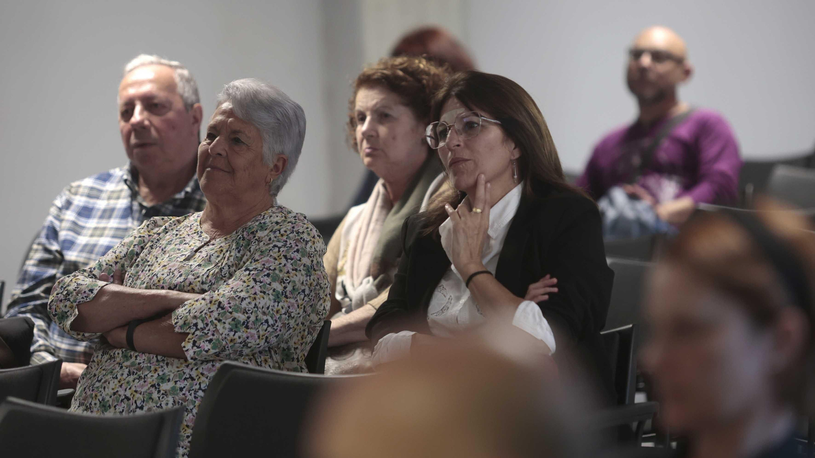 "Fotos de la presentación del libro 'Antonio Meulener: el Oppenheimer español' de Antonio Torremocha"