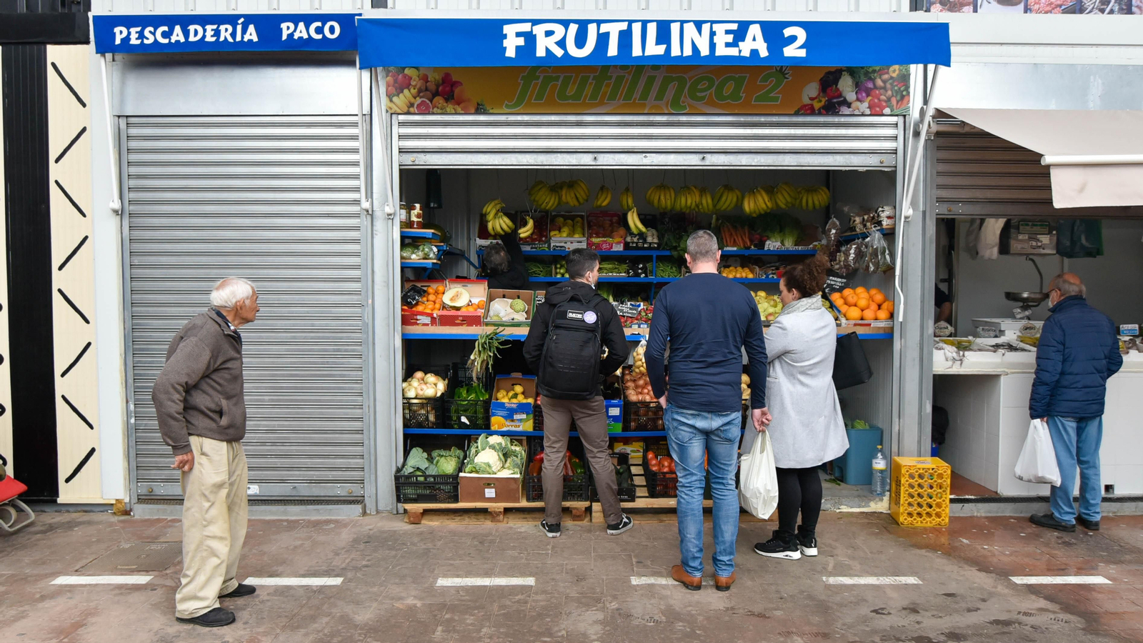 Los mercados de abasto de Algeciras y La Línea tras diez dias  de paros en el transporte