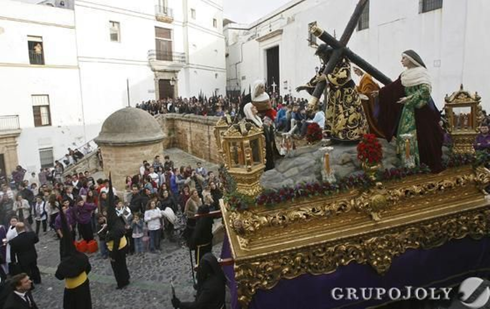 Venerable y Nacional Cofradía de Penitencia de Nuestro Padre Jesús del Mayor Dolor y María Santísima de la Salud.

Foto: Joaquin Pino