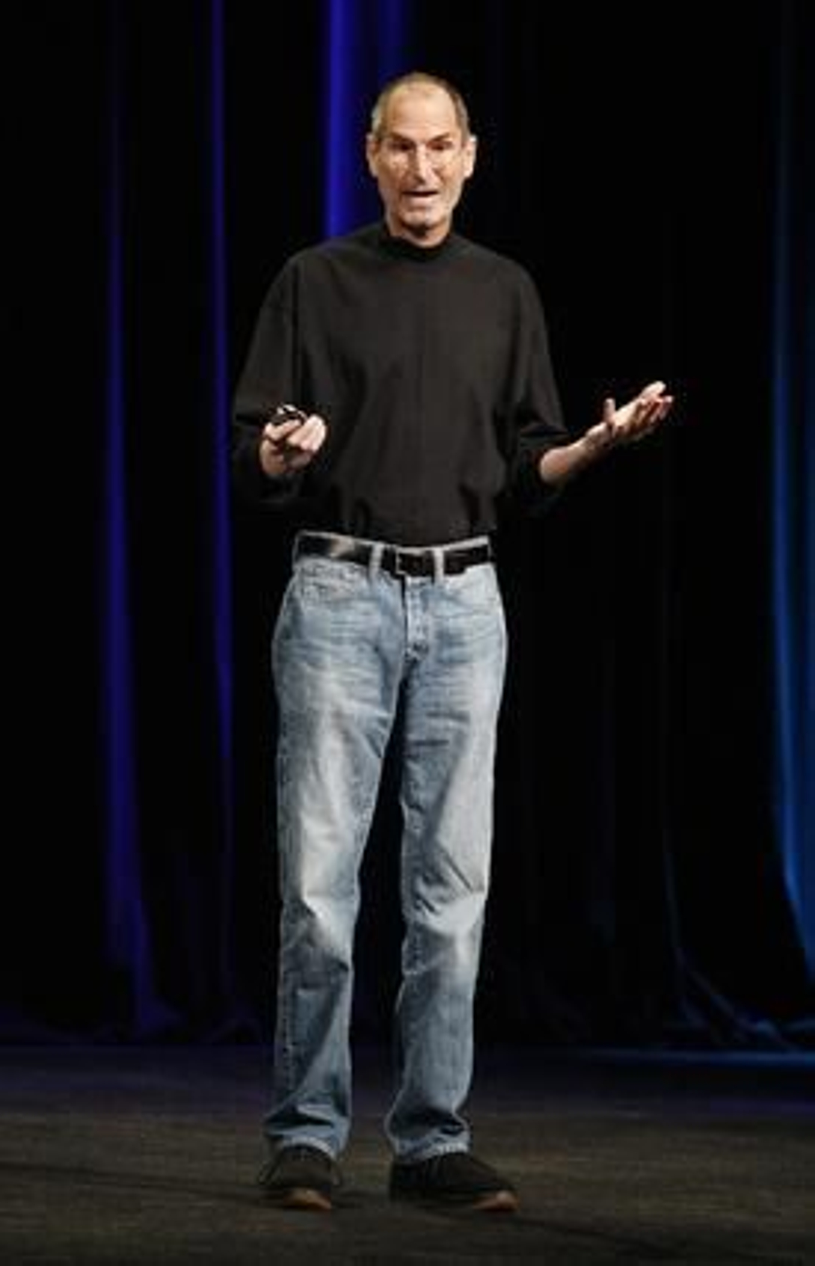 Steve Jobs presenta el iPad 2, la nueva versión del 'tablet' de Apple.

Foto: Reuters