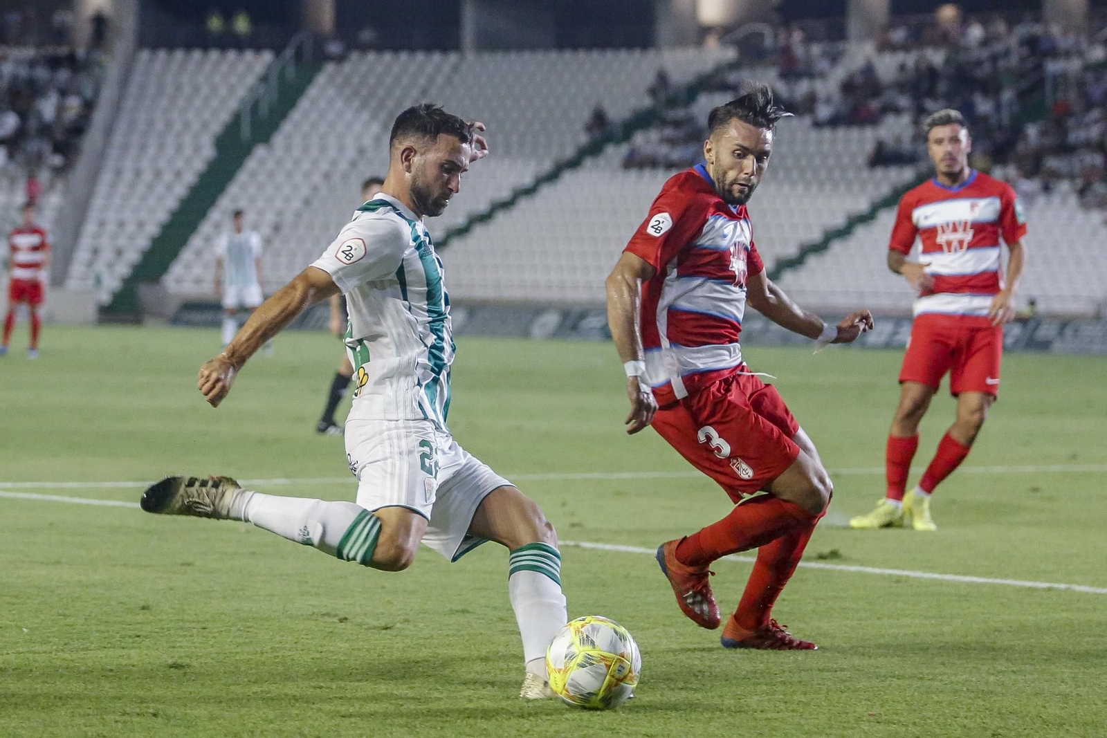 Las imágenes del Córdoba CF-Recreativo Granada