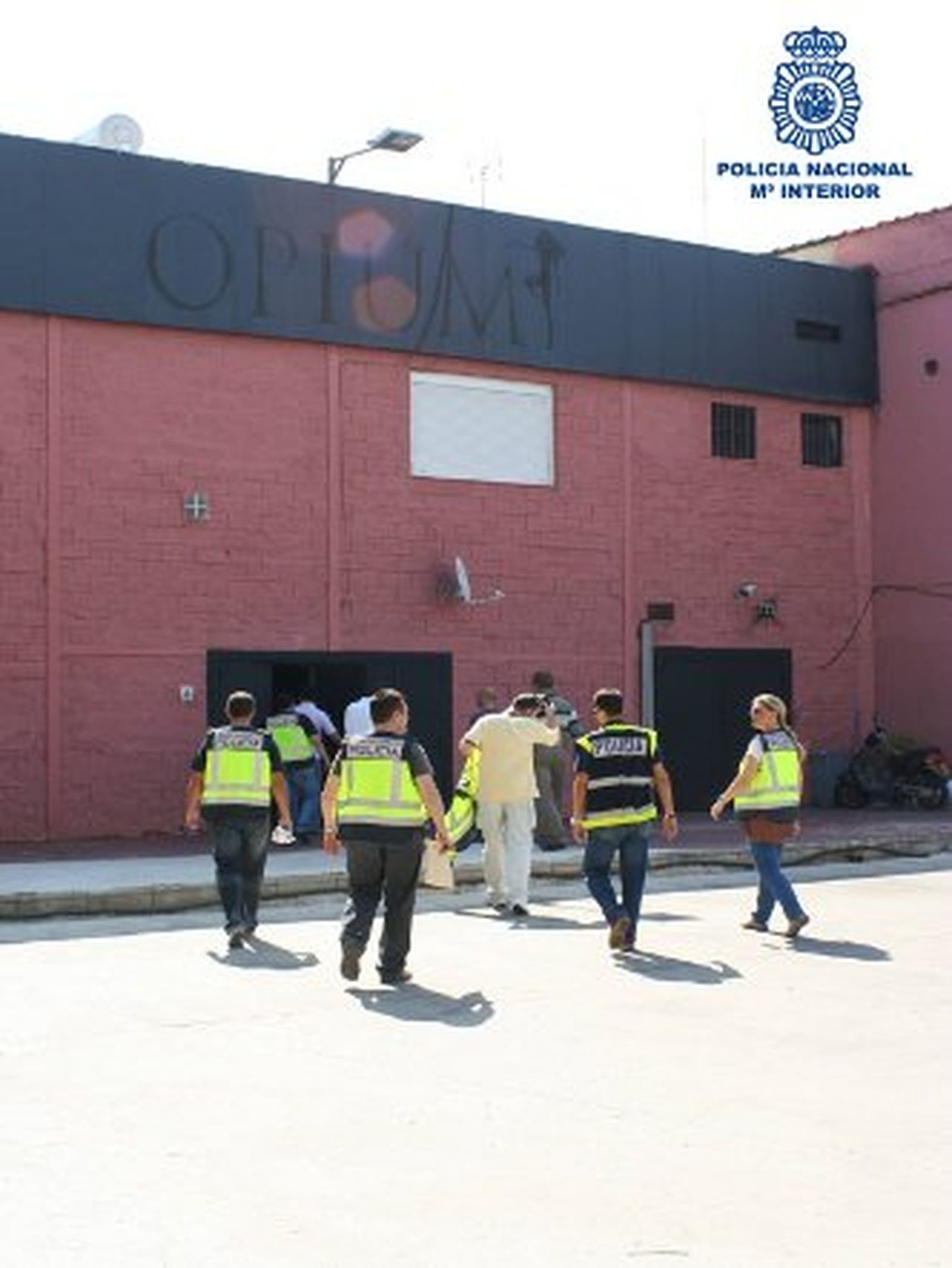 Detienen a 13 personas en el club de alterne Ópium por explotar sexualmente a mujeres