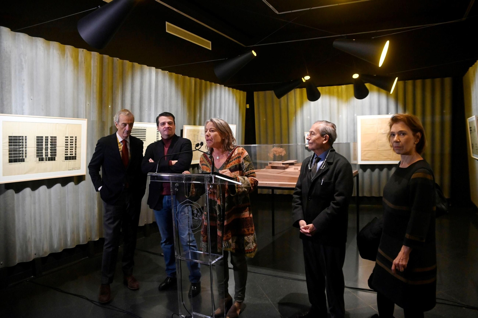 La exposición 'Arquitecto para la sociedad. Obra privada de Rafael de La-Hoz Arderius', en imágenes