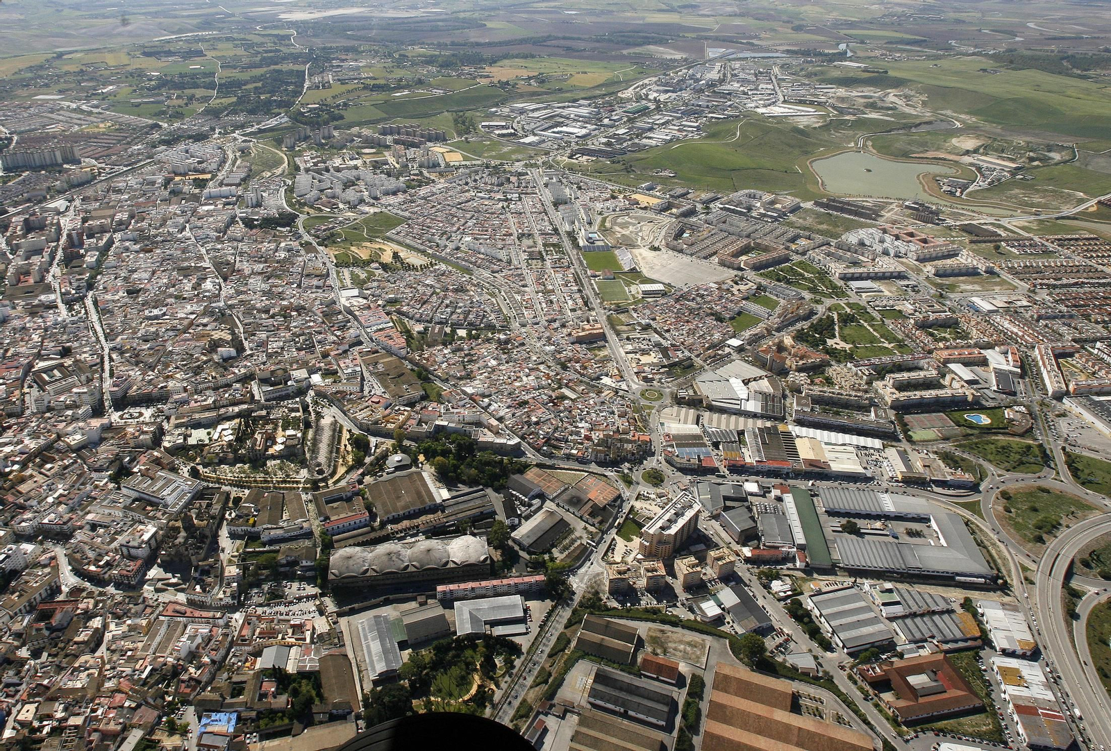 Vista área de la ciudad.