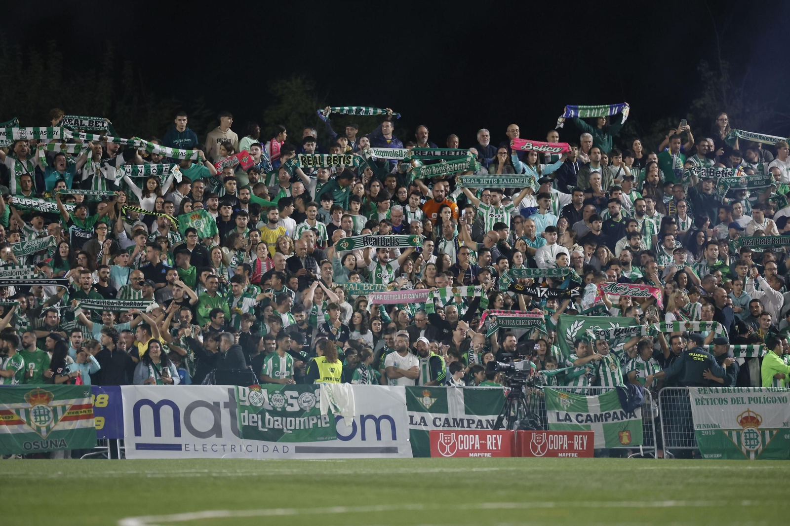 Las mejores fotos del paso del Betis por Palma del Río en la Copa del Rey