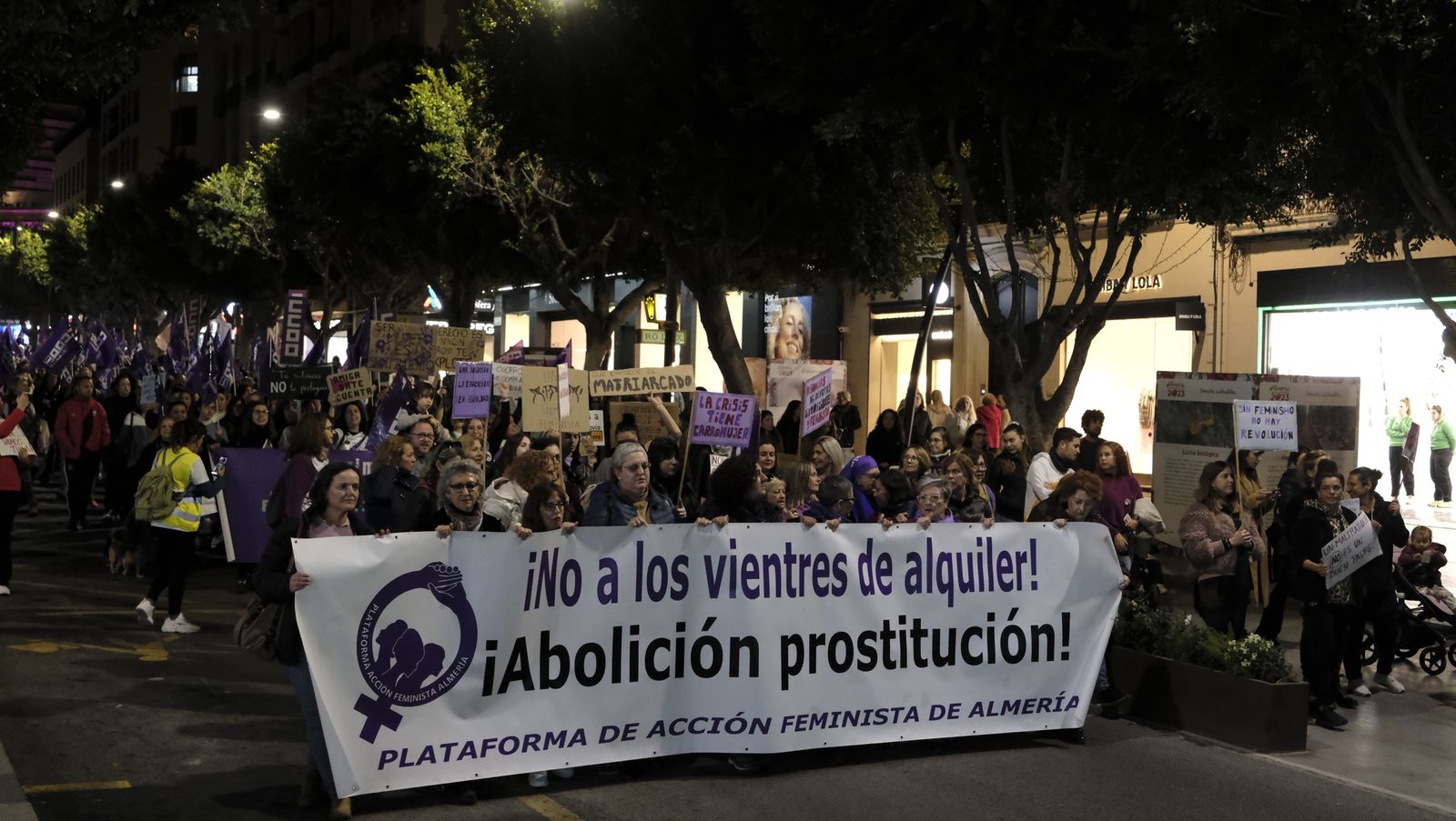 Imágenes de las manifestaciones por el Día de la Mujer en Almería