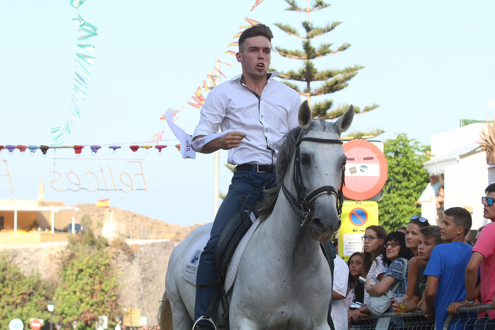 Fotogalería de la carrera de cintas a caballo en Mojácar