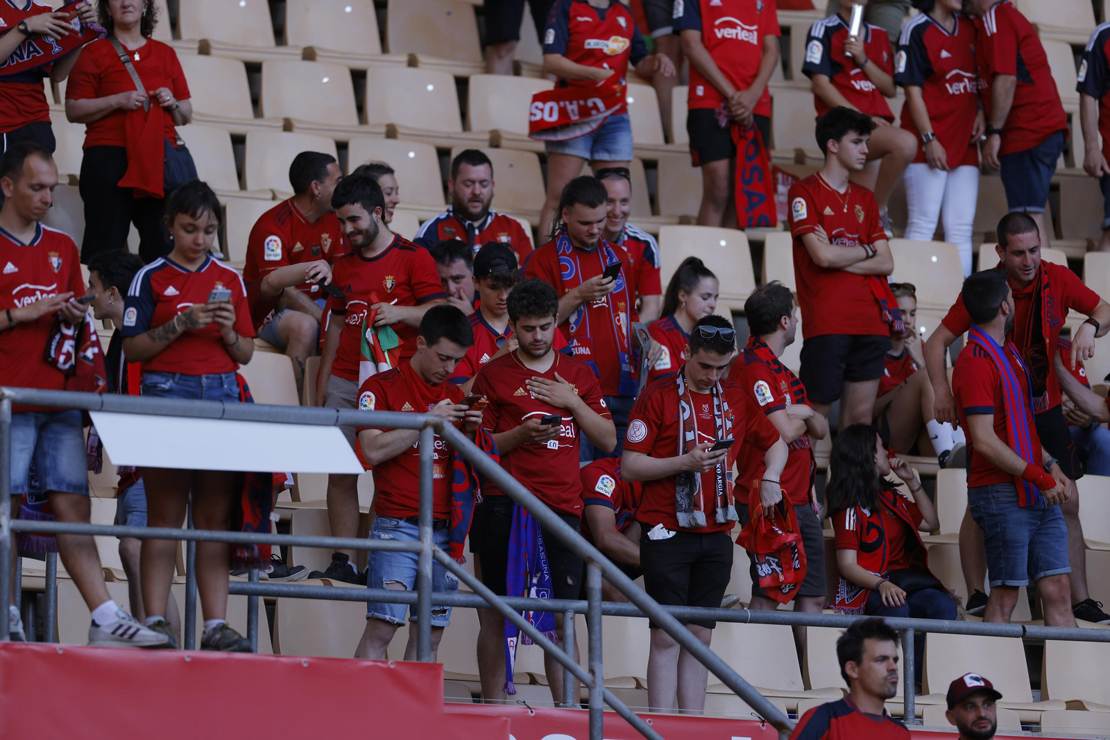 Búscate en las fotos de la final de la Copa del Rey entre el Madrid y el Osasuna