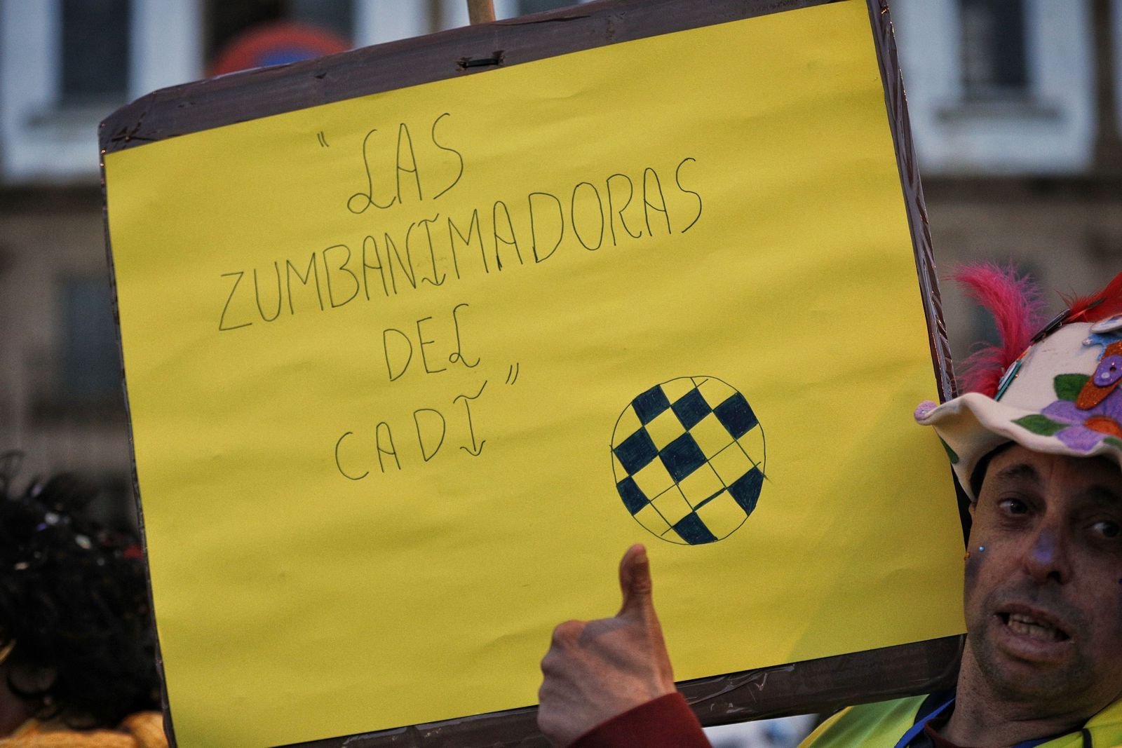 La cabalgata del humo del Carnaval de Cádiz 2023, en imágenes