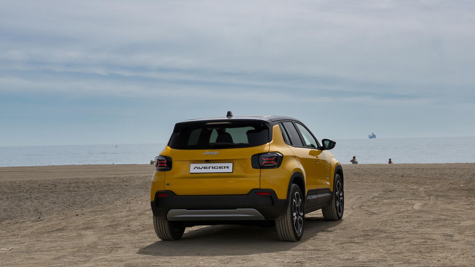 El Avenger ha visitado las playas de la Costa del Sol este mes de mayo para presentarse así al mundo.