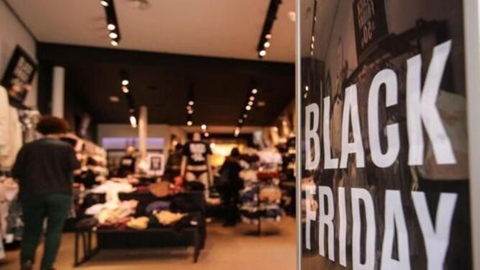 Inditex ofrecerá sus rebajas en sus páginas web y apps móviles antes que en las tiendas físicas.