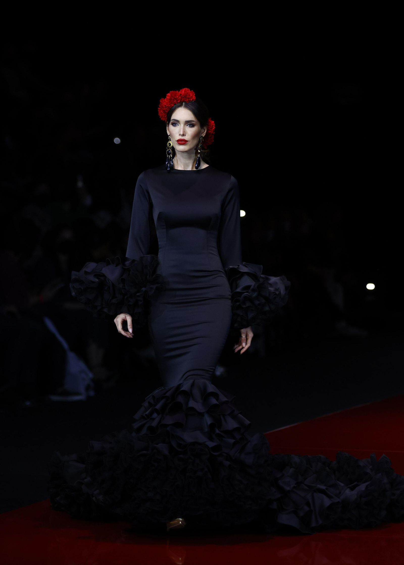 El desfile de Alejandro Santizo en SIMOF 2022, todas las fotos