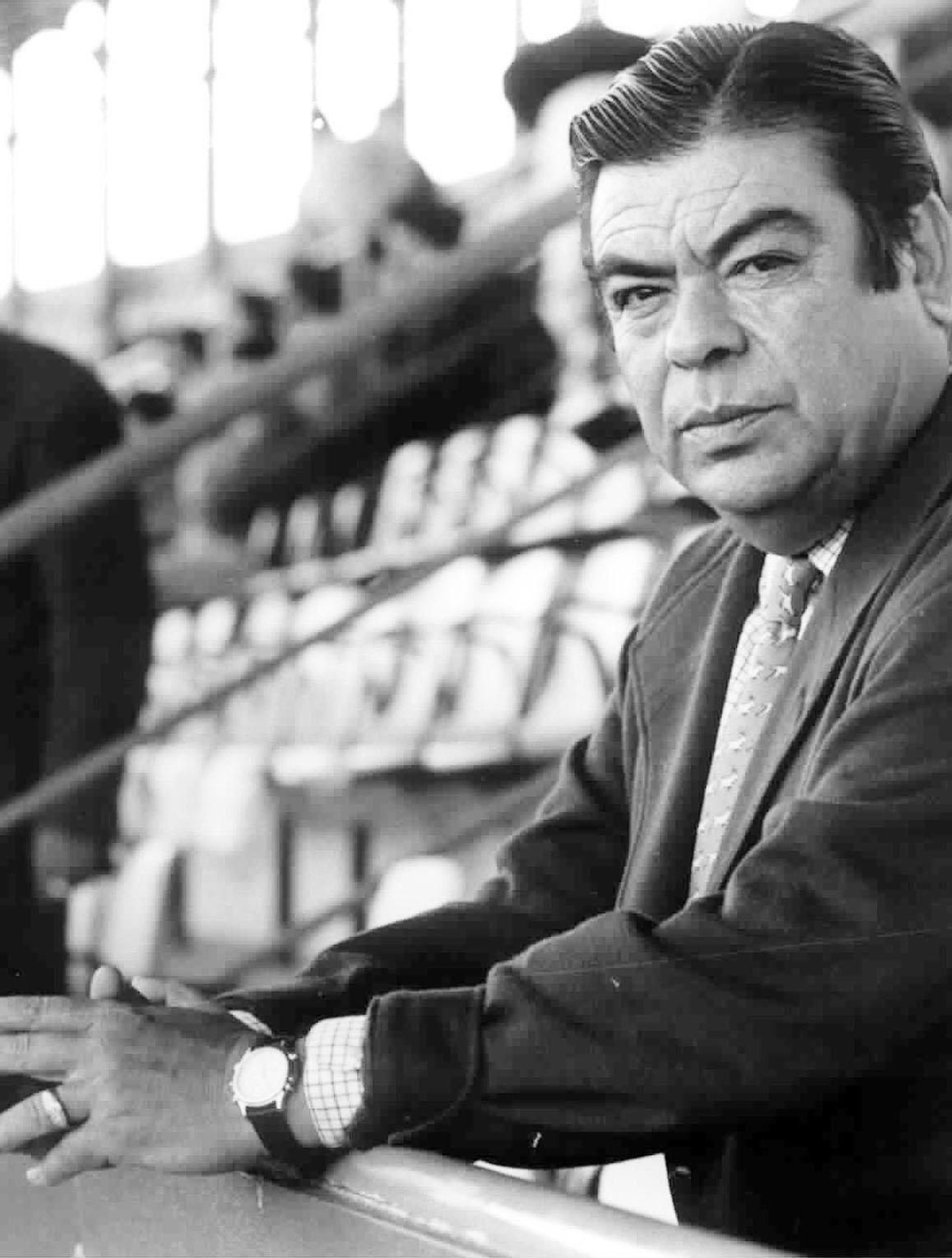 Manuel Riquelme, en el palco del estadio Chapín.