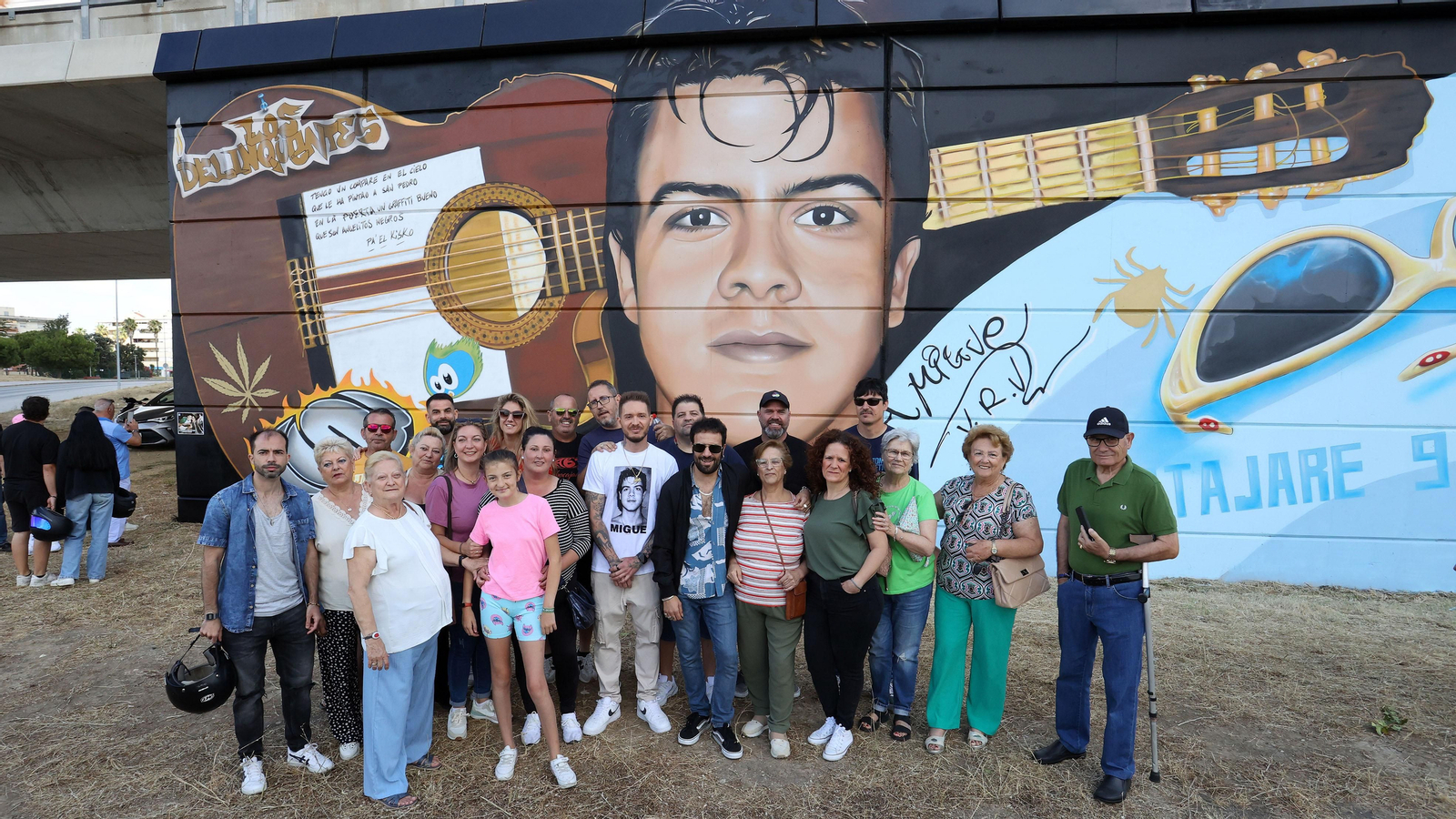 Graffiti de Migue Benítez de 'Los Delinqüentes' en San José Obrero