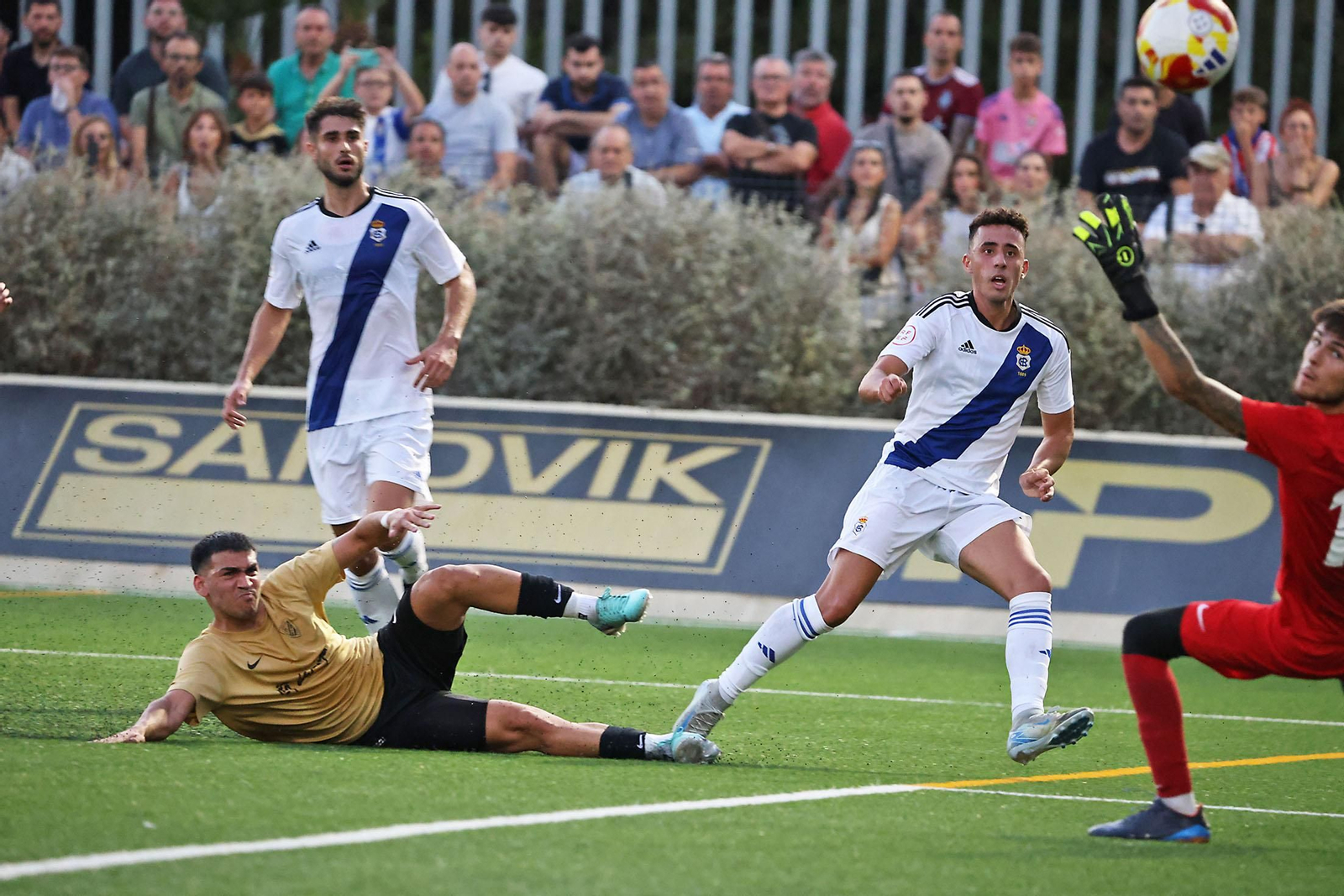 Las imágenes del CD Lamiya - Recreativo de Huelva