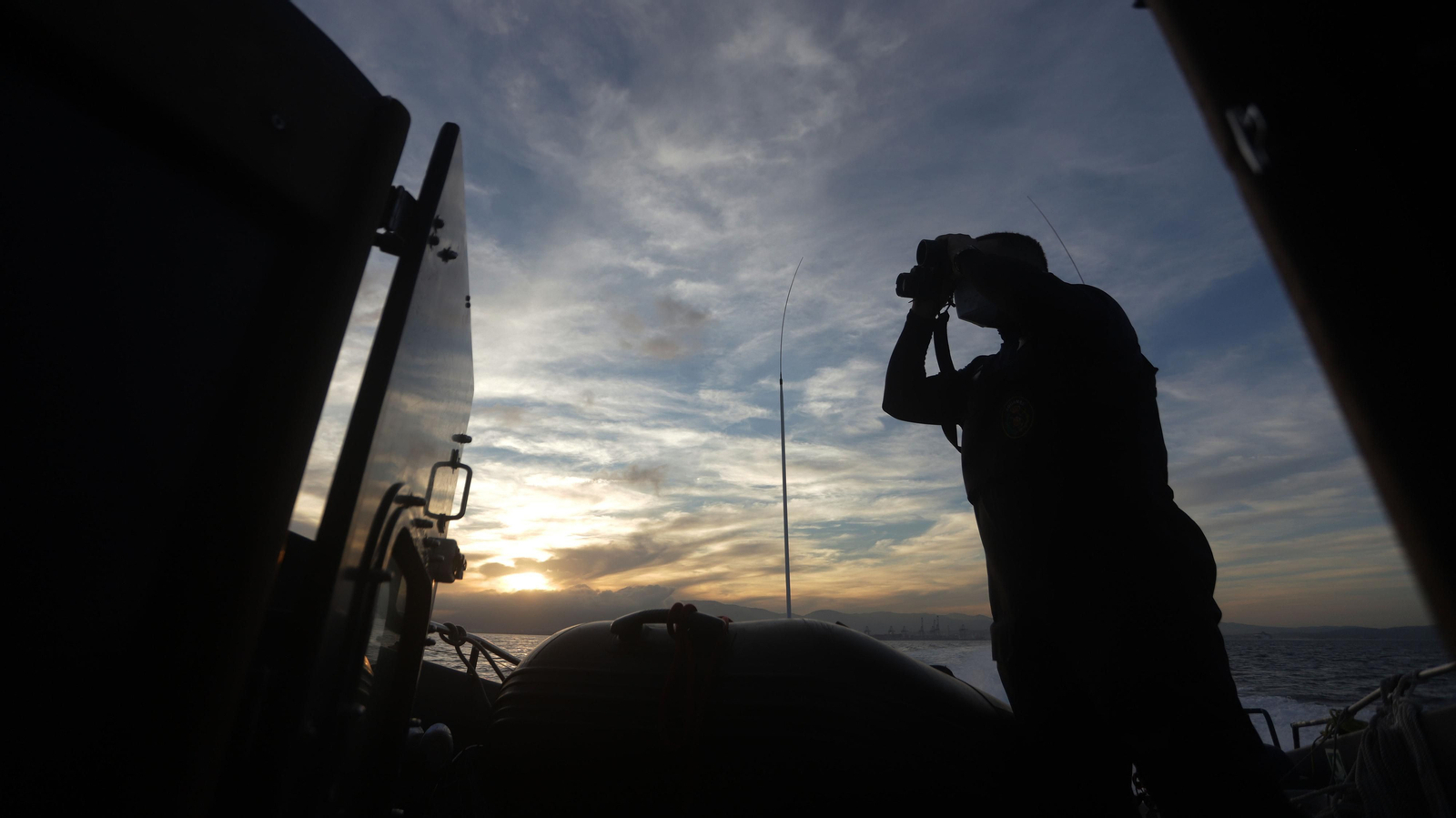 Patrulla en el Águila 2 de Vigilancia Aduanera