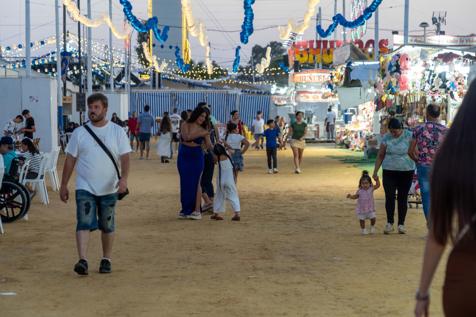Colombinas 2025: Imágenes del ambiente el viernes 1 de agosto en las Fiestas Colombinas