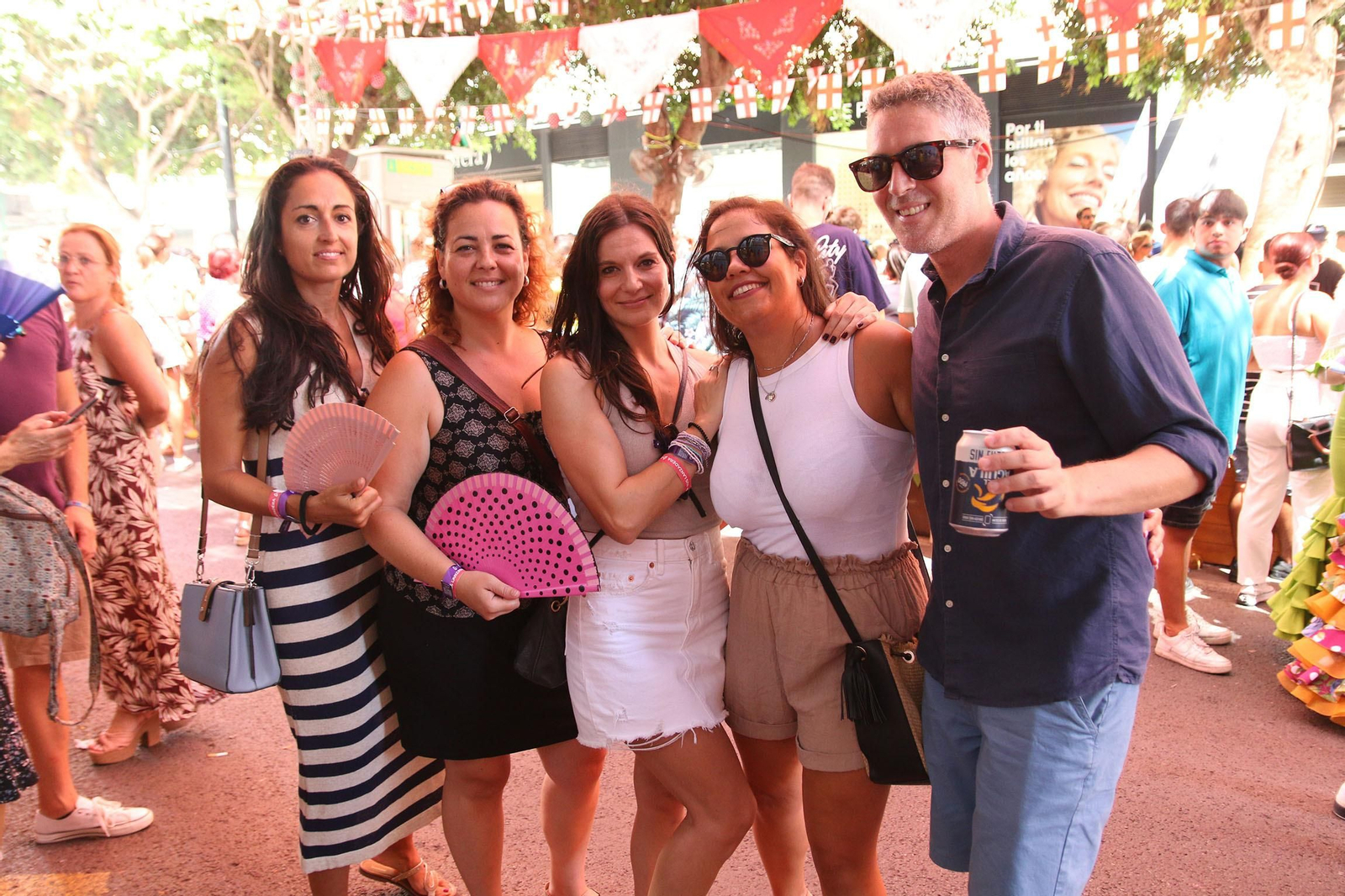 Las imágenes del lunes en la feria del mediodía