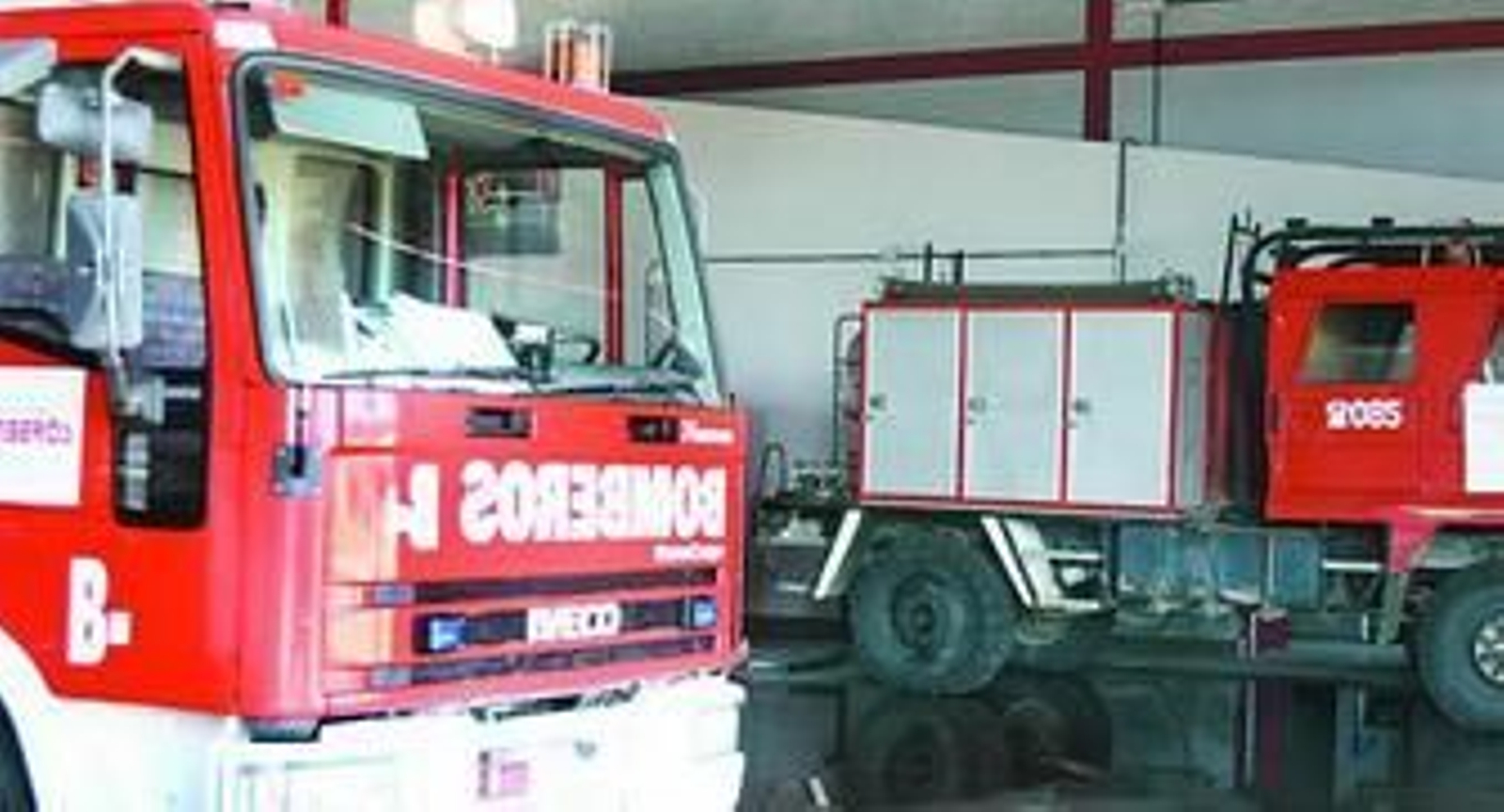 Camiones de la flota del Consorcio en uno de los parques ubicados en la provincia y el estado de las ruedas.