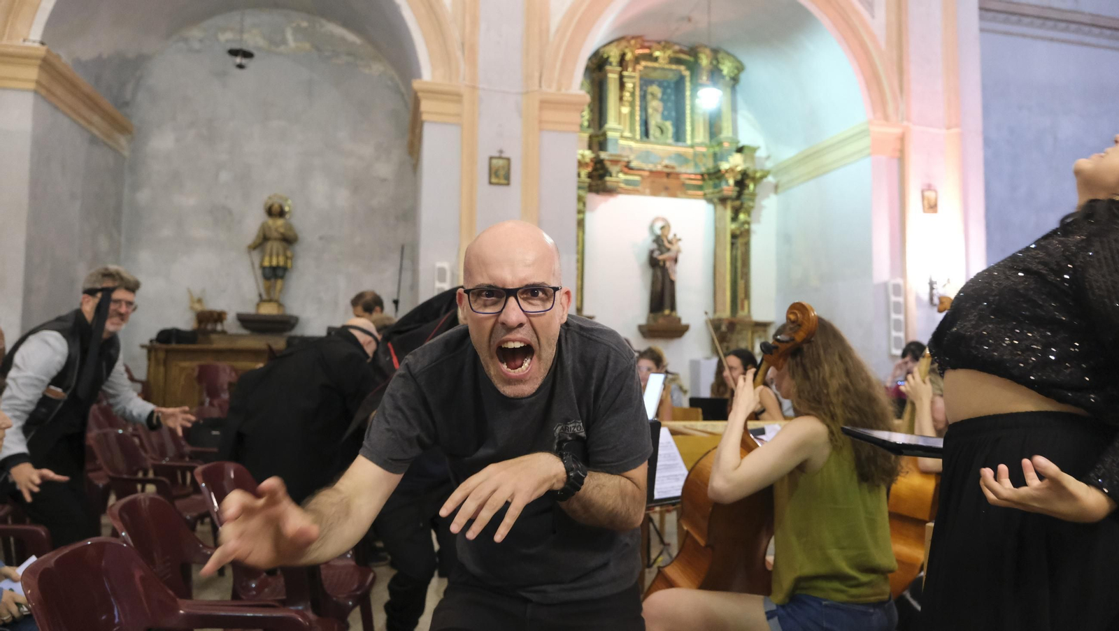 Ensayo general de la ópera de la academia musical de Vélez Blanco, en imágenes