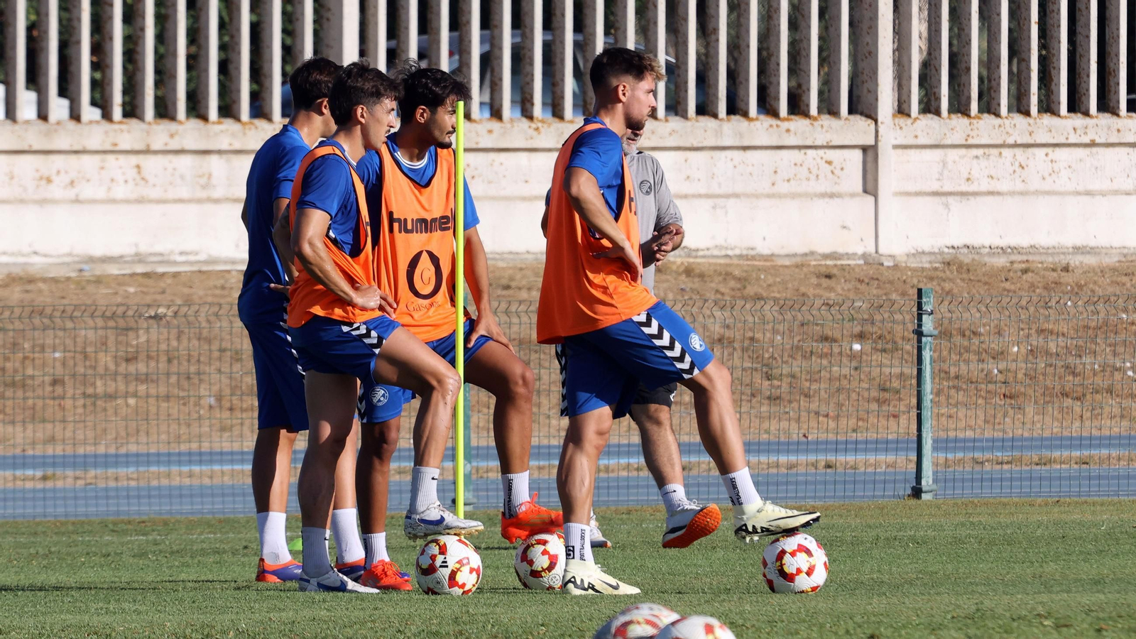 Las fotos del primer entrenamiento de la pretemporada 2025 del Xerez DFC
