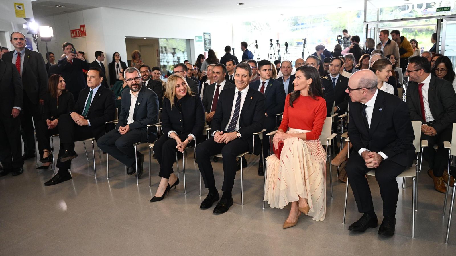 La visita de Doña Letizia a la Universidad de Granada, en imágenes