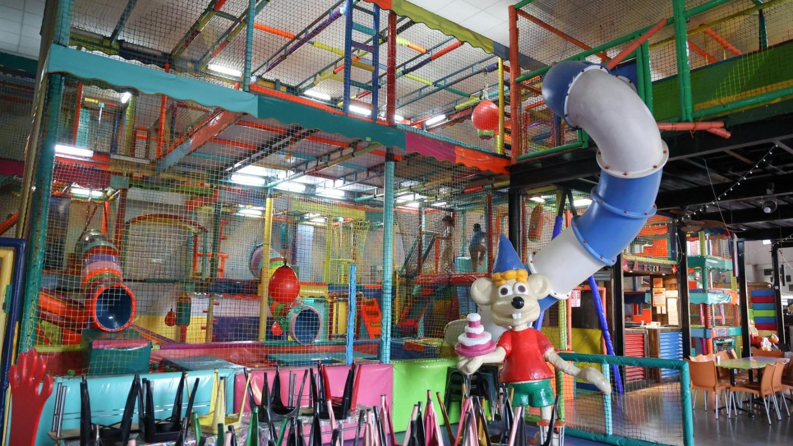 Alucine Park, ubicado en la Avenida Juan XXIII