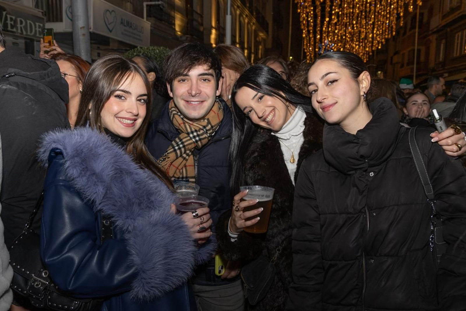 Zambomba de la Hermandad de la Buena Muerte y actuación de Maria Soledad