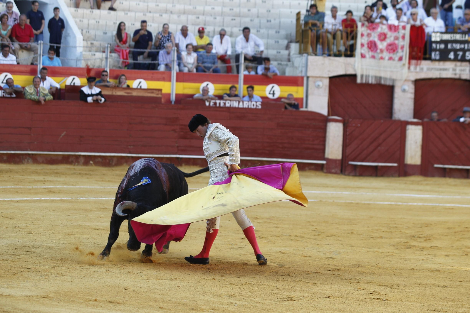 Fotogalería Primera Corrida de Toros. Feria de Almería 2019