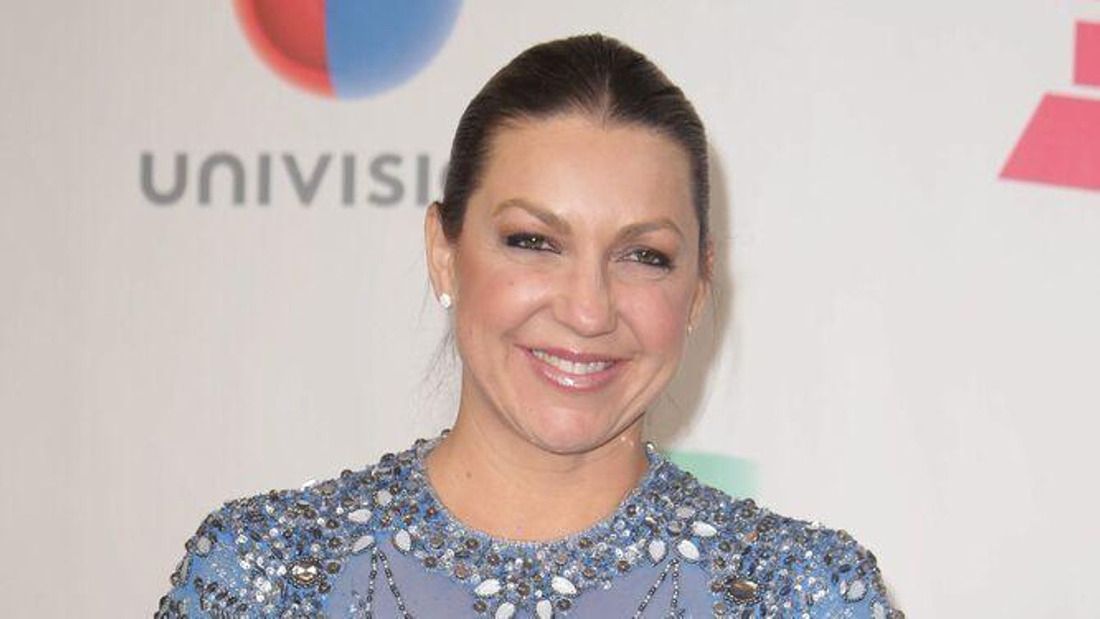 Niña Pastori, recogiendo su último Grammy Latino en 2016.