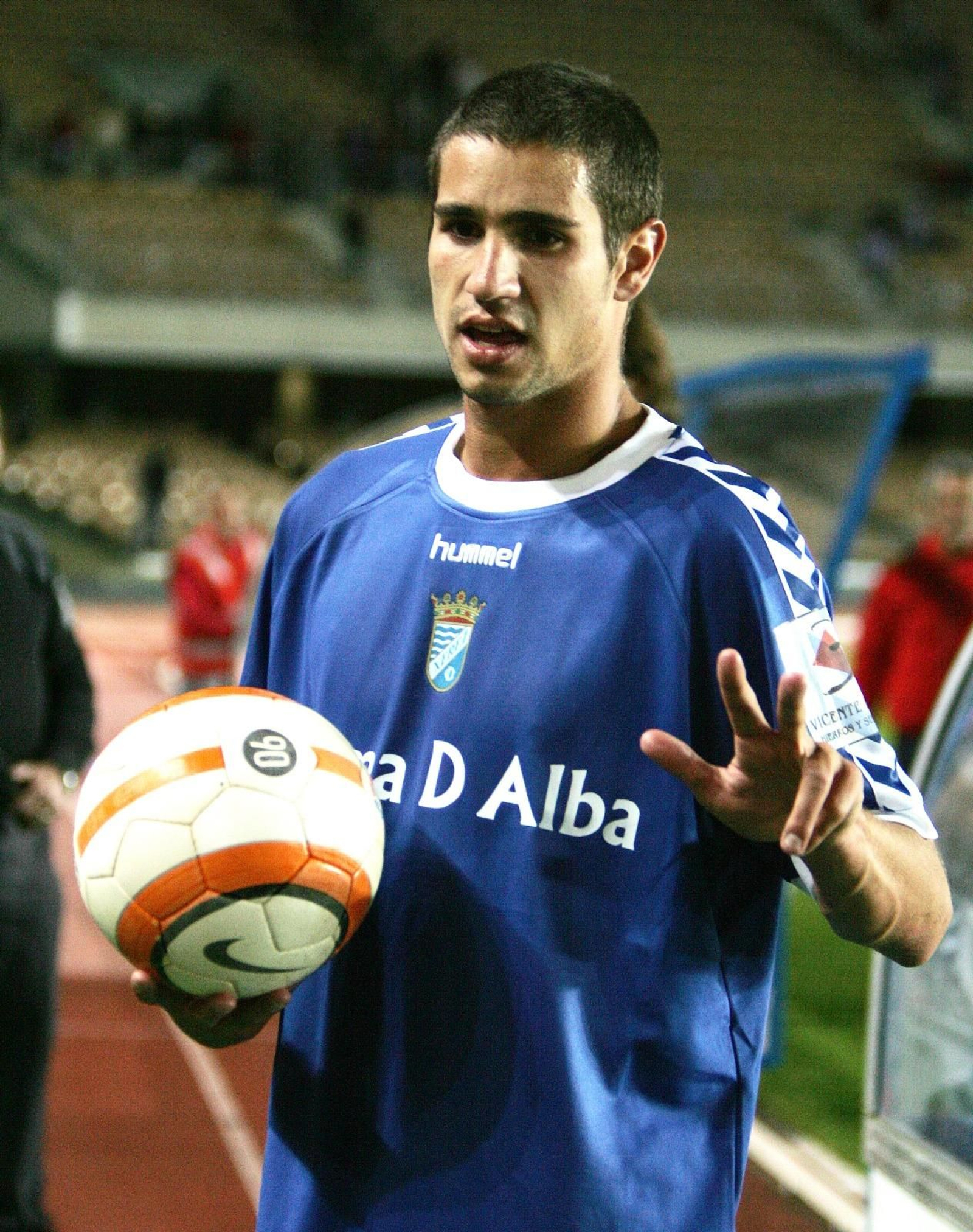 Álex Geijo se llevó el balón tras su hat-trick al Lorca.