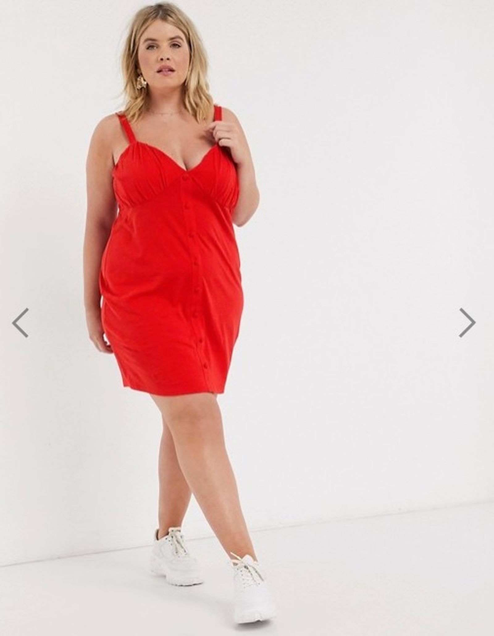ASOS, vestido rebajado a  8,40 euros.