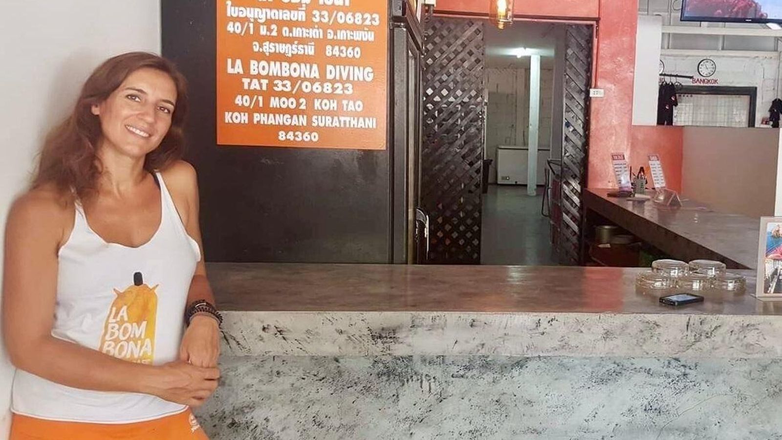 Rocío García en su centro La Bombona Diving en isla de Koh Tao.