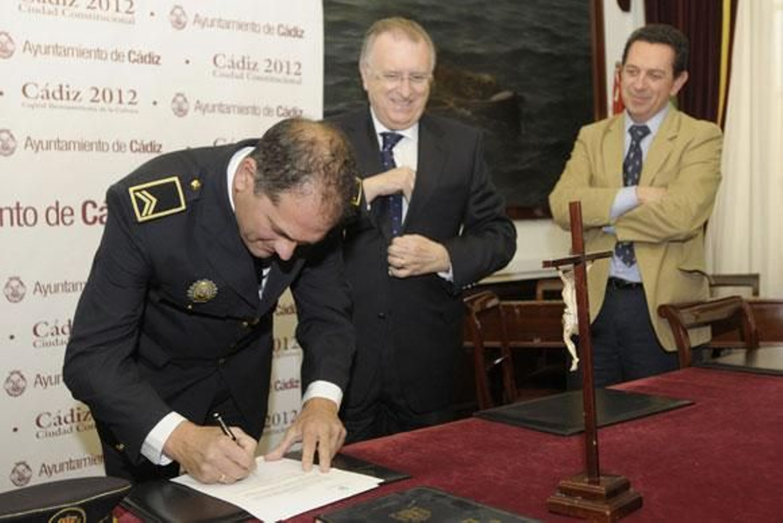 Juan Manuel Padilla toma posesión como nuevo Intendente de la Policía Local de Cádiz
