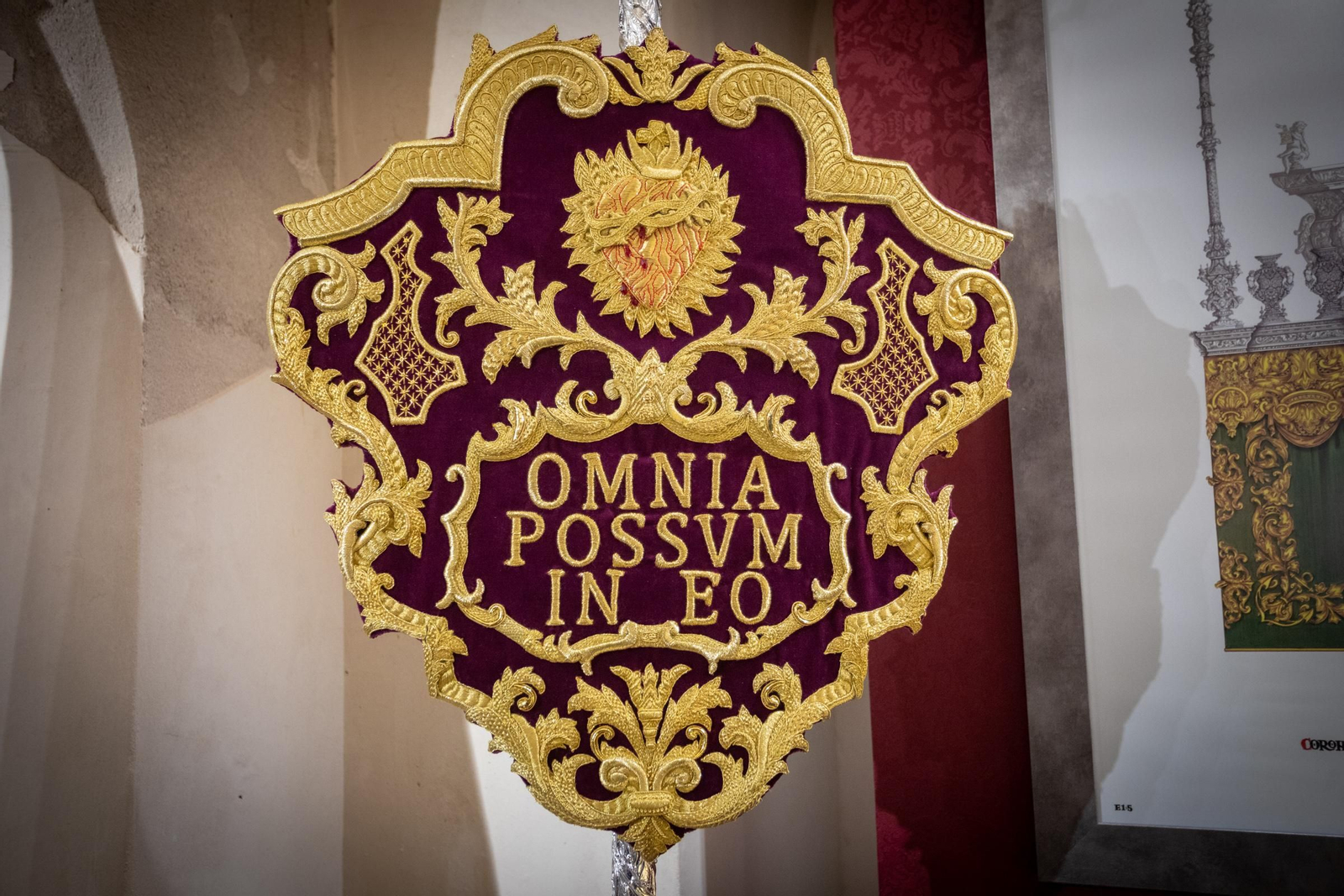 Las imágenes de la exposición Opera Nova, estrenos de las hermandades de San Fernando