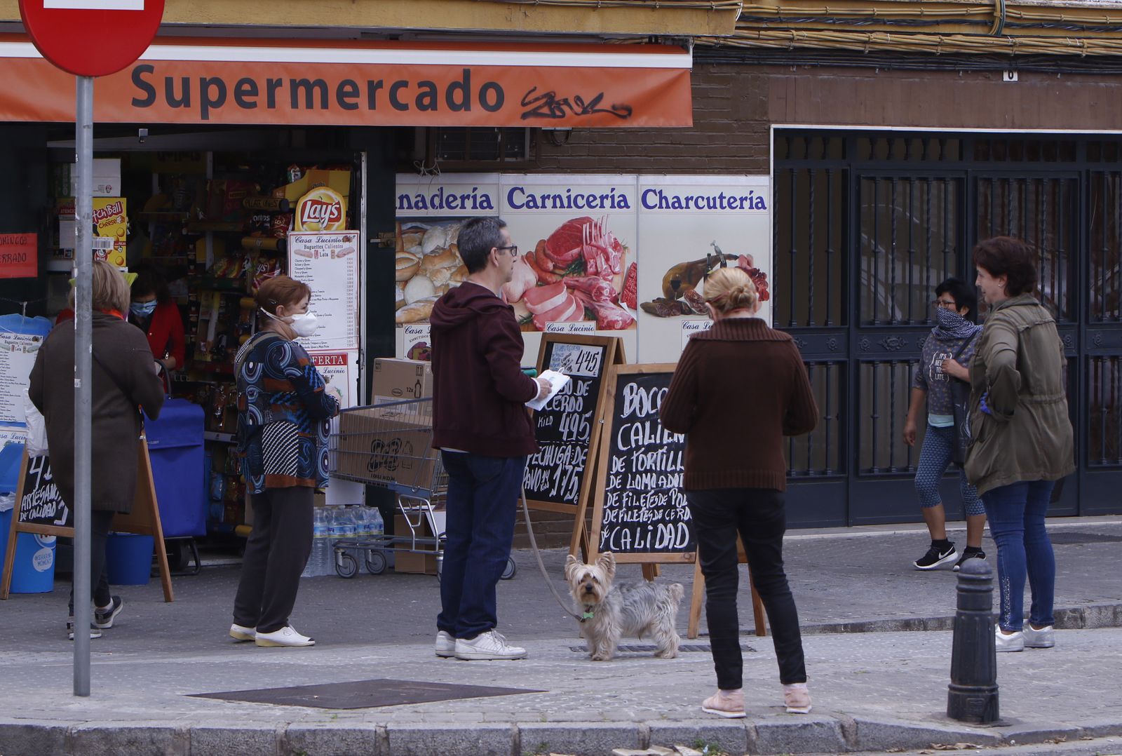 De Los Remedios al Plantinar : Ir de compras el Sábado Santo
