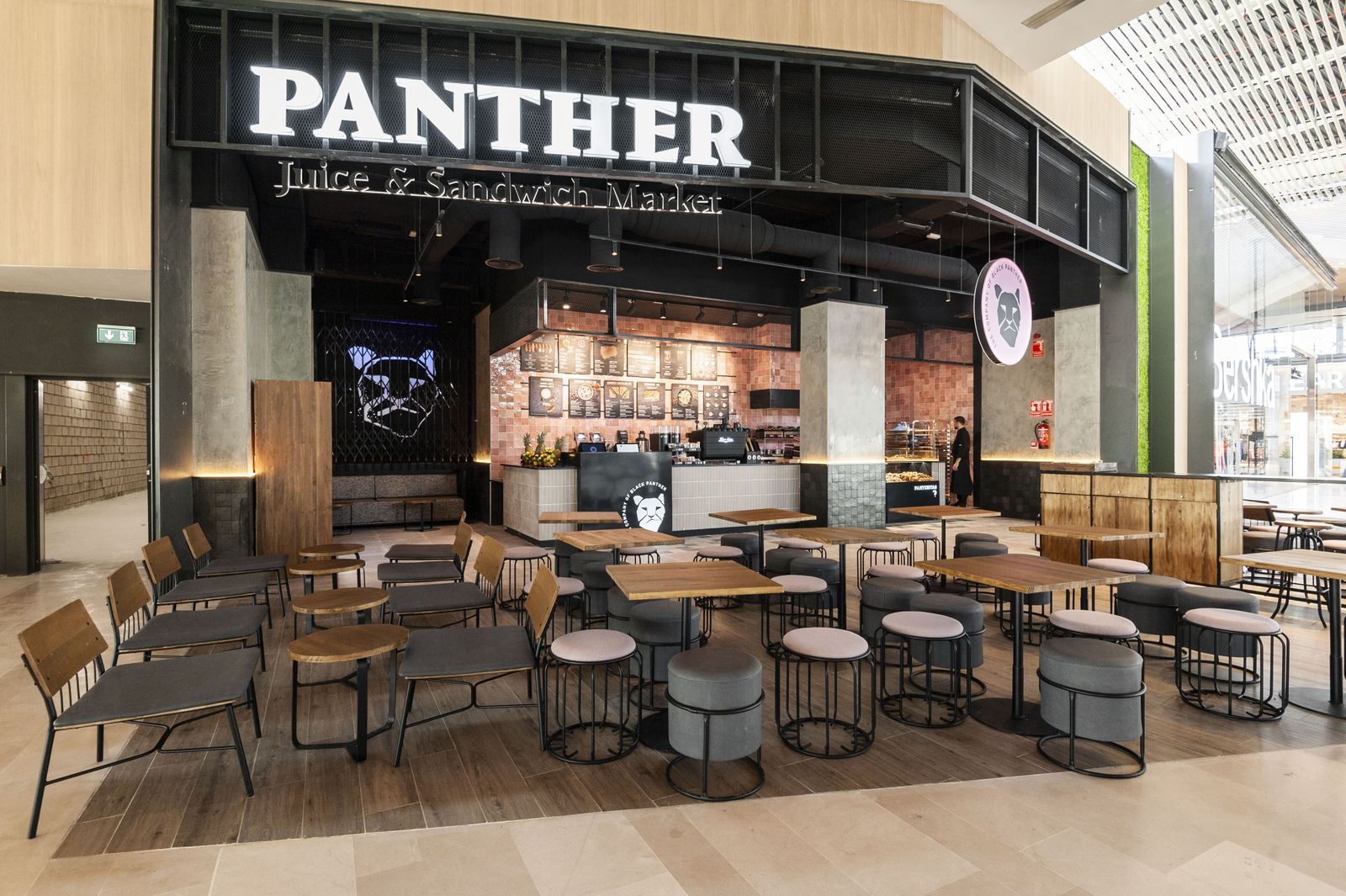 Grupo Restalia abrirá 21 nuevas franquicias en junio y julio, tras la reapertura de sus 800 unidades de restauración