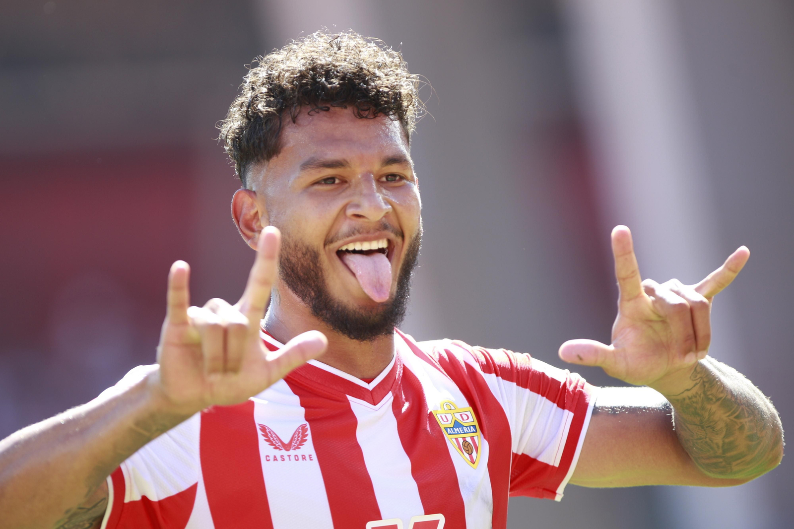 Imágenes del empate a 3 de la U.D. Almería y el Granada C.F.