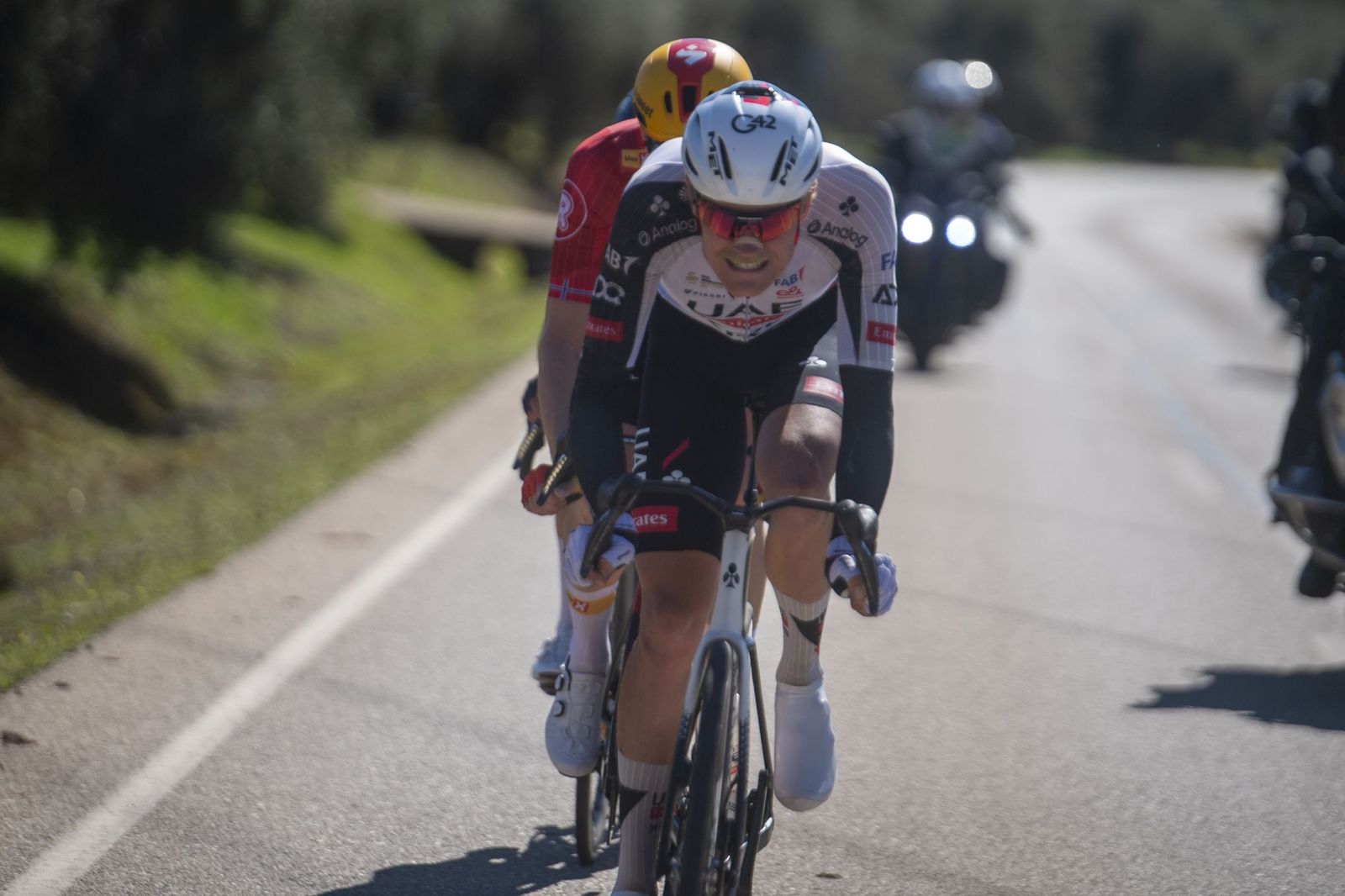 Las mejores fotos de la etapa final de la Ruta del Sol Vuelta a Andalucía con desenlace en Lucena