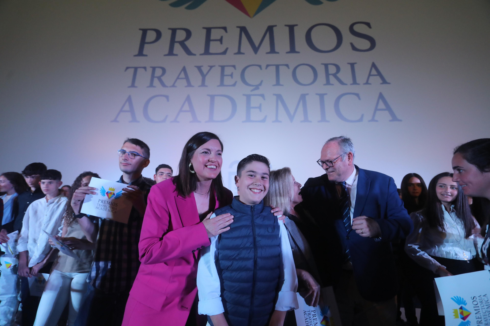Las imágenes del acto de entrega de premios a los mejores expedientes académicos en San Fernando