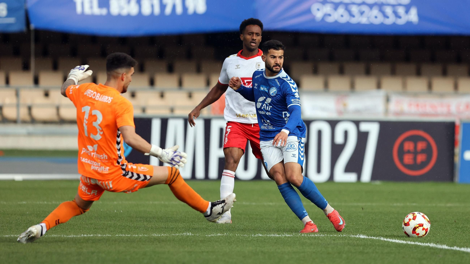 Imágenes del Xerez DFC contra el Club Atlético Antoniano en Chapín